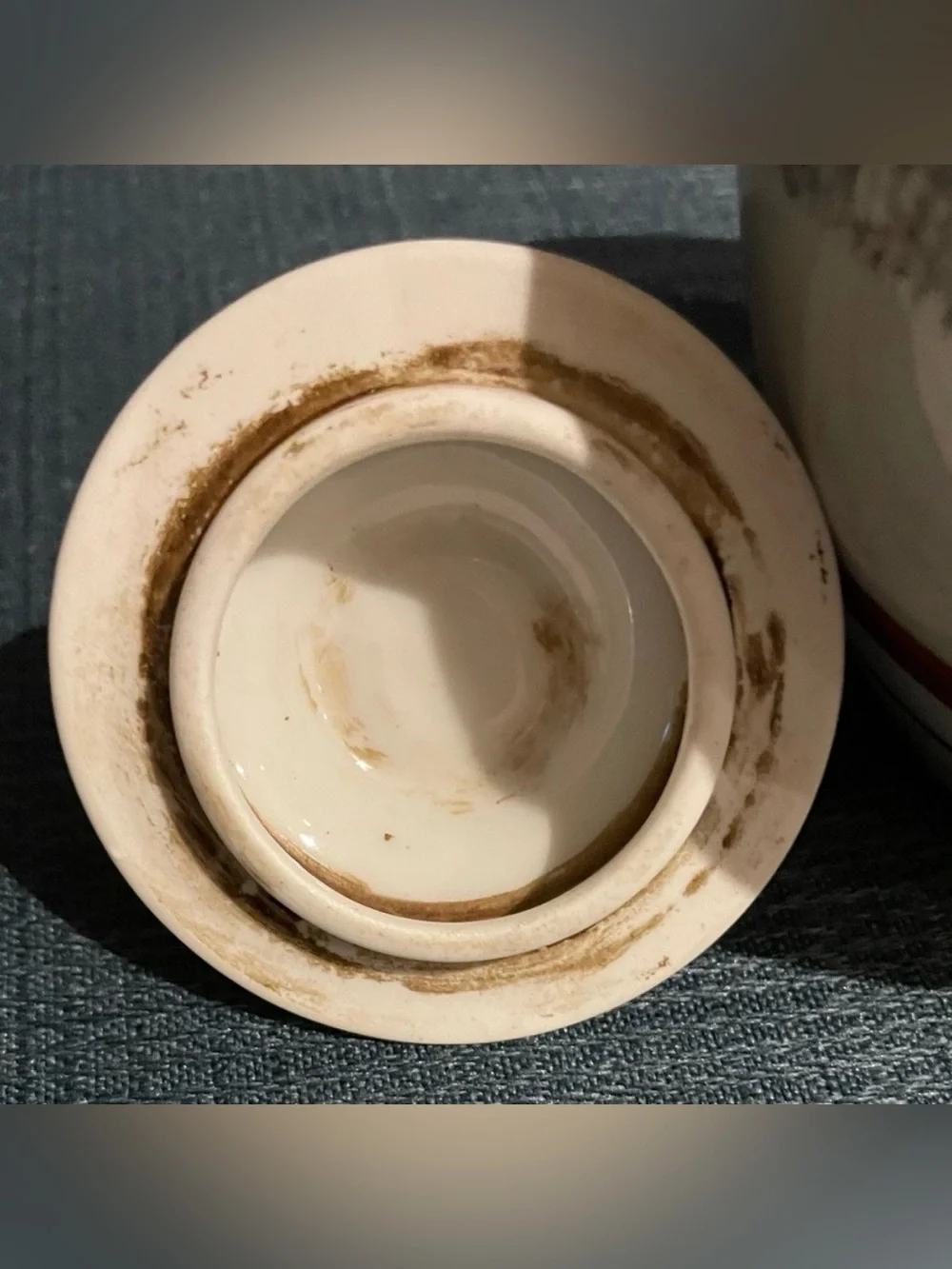 Vintage Japanese Kutani Porcelain Lidded Temple Jar Figural Calligraphy